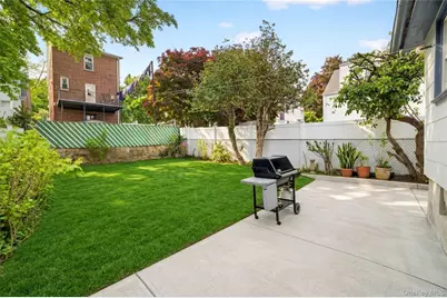 58 Delano Avenue, Yonkers, NY 10704 - Photo 27