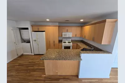 269 E Broadway #24, Long Beach, NY 11561 - Photo 5