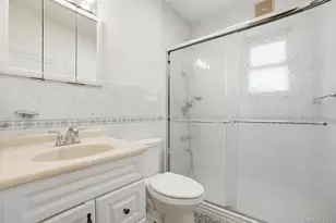 42 Beverly Rd, Yonkers, NY 10710 - Photo 29