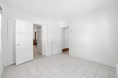 42 Beverly Road, Yonkers, NY 10710 - Photo 21