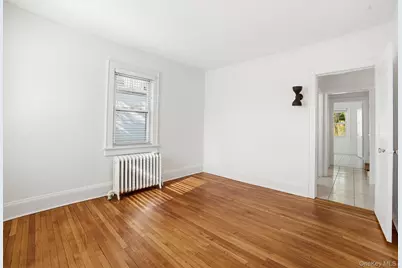 42 Beverly Road, Yonkers, NY 10710 - Photo 27