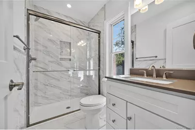 5 Pepperday Avenue, Port Washington, NY 11050 - Photo 27