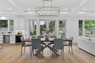 5 Pepperday Ave, Port Washington, NY 11050 - Photo 9