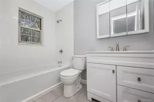 235 Ivy Meadow Ct, Middle Island, NY 11953 - Photo 15