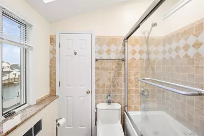 61 S Bay Avenue, Massapequa, NY 11758 - Photo 25