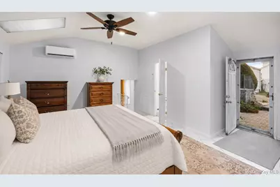 61 S Bay Avenue, Massapequa, NY 11758 - Photo 17