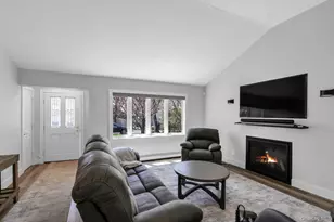 3 Liberty St, Hampton Bays, NY 11946 - Photo 11