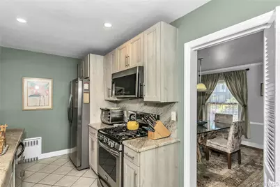 231 Sydney Avenue, Malverne, NY 11565 - Photo 7