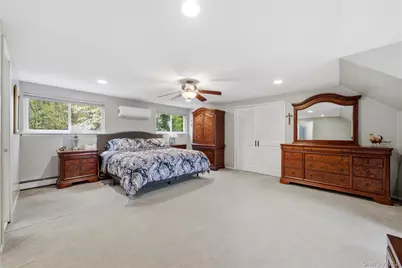 164 Rosemont Avenue, Farmingville, NY 11738 - Photo 25