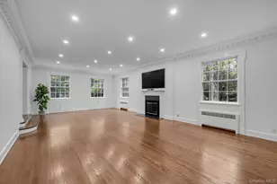 10 Hidden Pond, Glen Head, NY 11545 - Photo 5