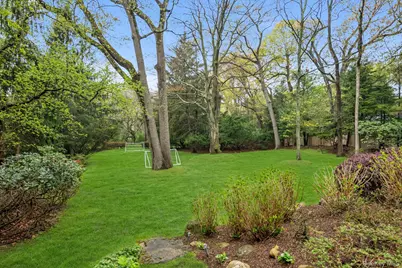 10 Hidden Pond, Glen Head, NY 11545 - Photo 37