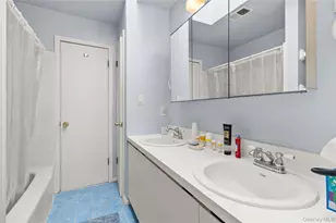 129 Beecher Ave Ext, East Islip, NY 11730 - Photo 11