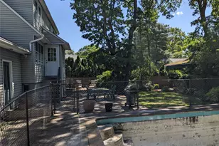 2 Rhode Island Ave, Massapequa, NY 11758 - Photo 11
