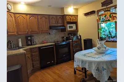 2 Rhode Island Avenue, Massapequa, NY 11758 - Photo 7