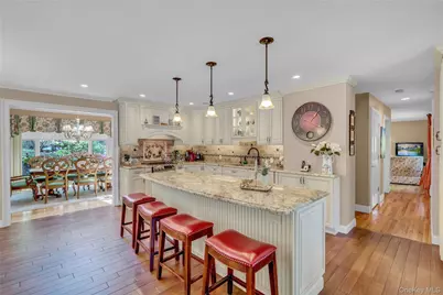 9 Ernest Court, Kings Park, NY 11754 - Photo 9