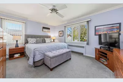 1076 Melissa Lane, North Bellmore, NY 11710 - Photo 13