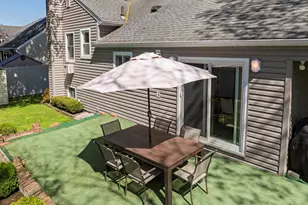 1076 Melissa Ln, North Bellmore, NY 11710 - Photo 35