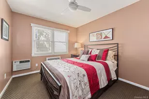 1076 Melissa Ln, North Bellmore, NY 11710 - Photo 15