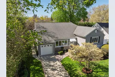 1076 Melissa Lane, North Bellmore, NY 11710 - Photo 21