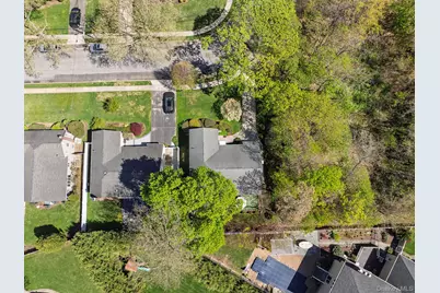1076 Melissa Lane, North Bellmore, NY 11710 - Photo 31