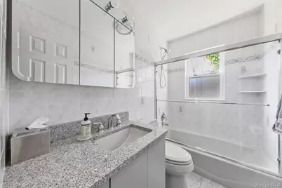 1076 Melissa Lane, North Bellmore, NY 11710 - Photo 17