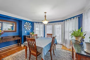 20 Arizona Ave, Rockville Centre, NY 11570 - Photo 9