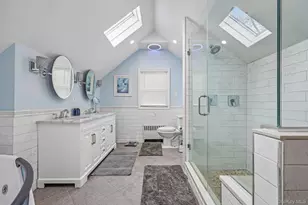 20 Arizona Ave, Rockville Centre, NY 11570 - Photo 29
