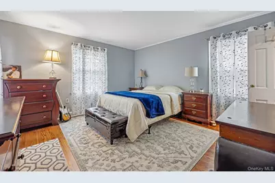 20 Arizona Avenue, Rockville Centre, NY 11570 - Photo 23