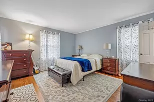 20 Arizona Ave, Rockville Centre, NY 11570 - Photo 23
