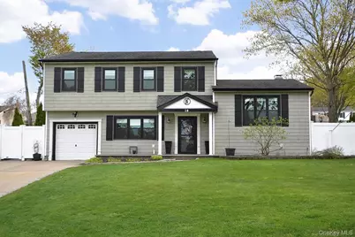 14 Mark Lane, Farmingville, NY 11738 - Photo 1