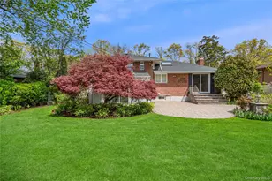39 Morris Dr, Syosset, NY 11791 - Photo 31