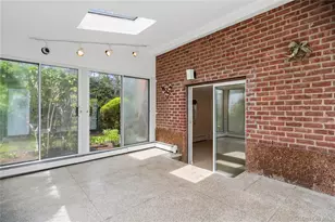 39 Morris Dr, Syosset, NY 11791 - Photo 25