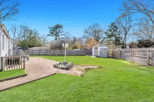 52 Washington Ave, Mastic, NY 11950 - Photo 7