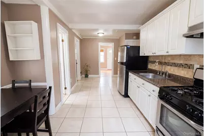 174 Trouville Road, Copiague, NY 11726 - Photo 5