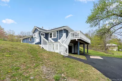 905 N Quaker Lane, Staatsburg, NY 12580 - Photo 3