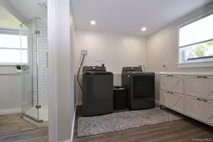 3117 Newport Ave, Medford, NY 11763 - Photo 13