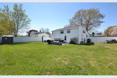3117 Newport Avenue, Medford, NY 11763 - Photo 23