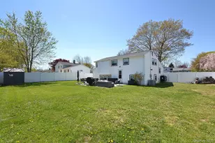 3117 Newport Ave, Medford, NY 11763 - Photo 23