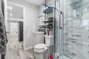 49 Oakdale Ave, Patchogue, NY 11772 - Photo 27