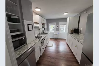 529 Montauk Highway, Westhampton Beach, NY 11978 - Photo 5