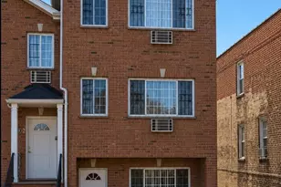 914 E 230th St, Bronx, NY 10466 - Photo 1