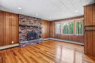 14 Harbor Ln, Glen Head, NY 11545 - Photo 17