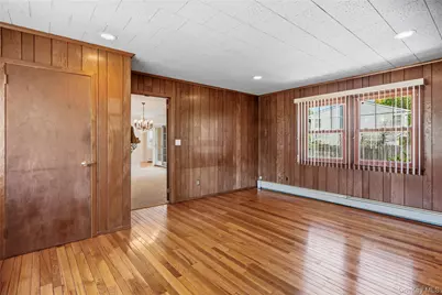 14 Harbor Lane, Glen Head, NY 11545 - Photo 19