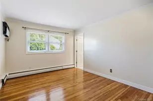14 Harbor Ln, Glen Head, NY 11545 - Photo 31