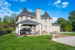 2 Deepwells Ln, Saint James, NY 11780 - Photo 39