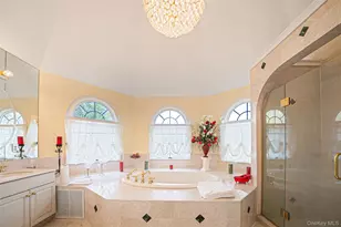 2 Deepwells Ln, Saint James, NY 11780 - Photo 23