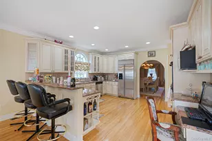 2 Deepwells Ln, Saint James, NY 11780 - Photo 11