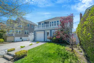 558 E Walnut St, Long Beach, NY 11561 - Photo 3