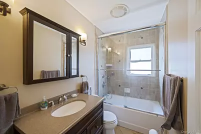 558 E Walnut Street, Long Beach, NY 11561 - Photo 35