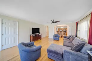 558 E Walnut St, Long Beach, NY 11561 - Photo 27